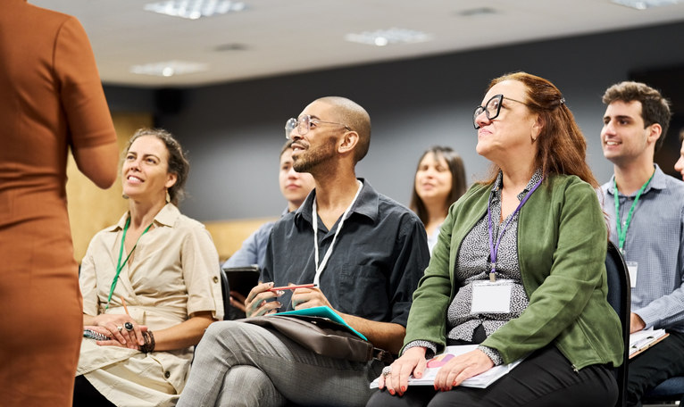 employees-listening-in-training